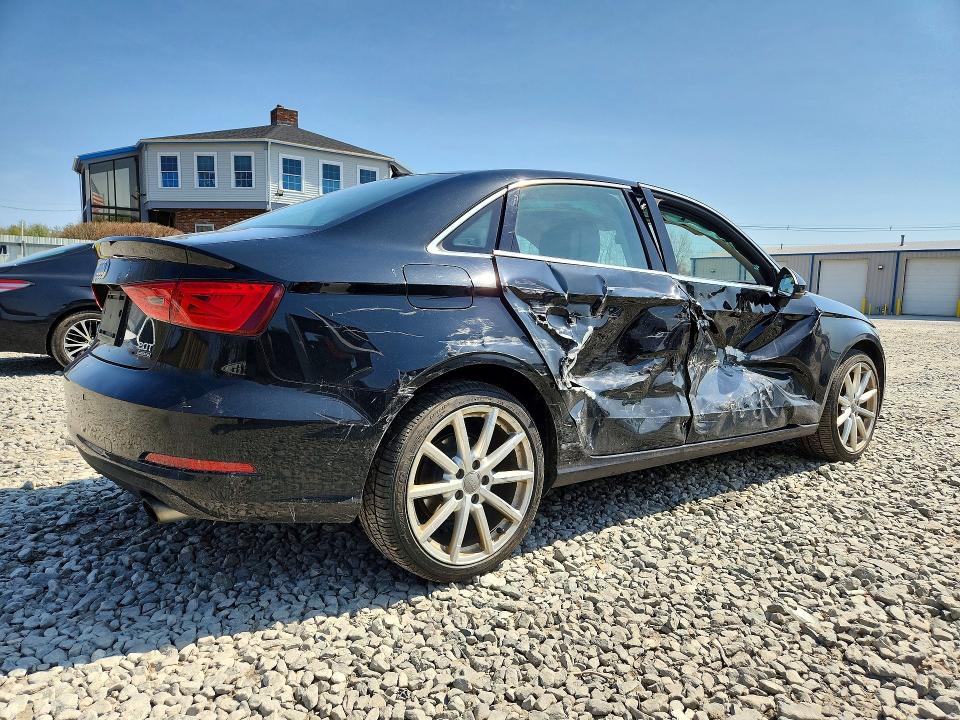 Продаж на аукціоні авто 2016 Audi A3, vin: WAUE8GFFXG1027355, номер лоту: 49562116