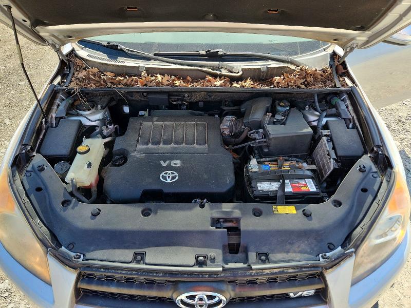 49424956 :رقم المزاد ، JTMRK4DV6B5099380 vin ، 2011 Toyota Rav4 مزاد بيع