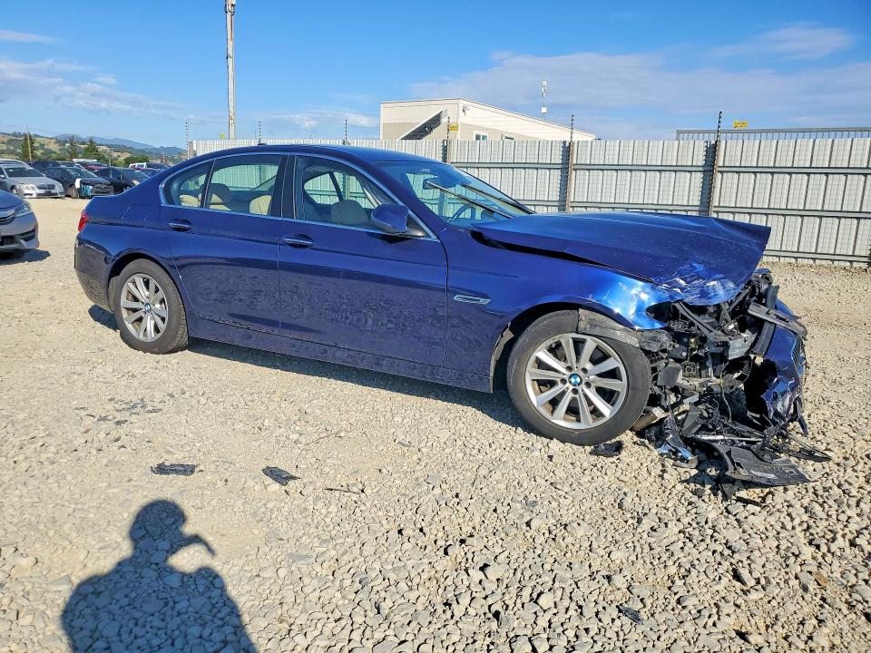 49155126 :رقم المزاد ، WBA5A5C54FD523284 vin ، 2015 Bmw 528 مزاد بيع