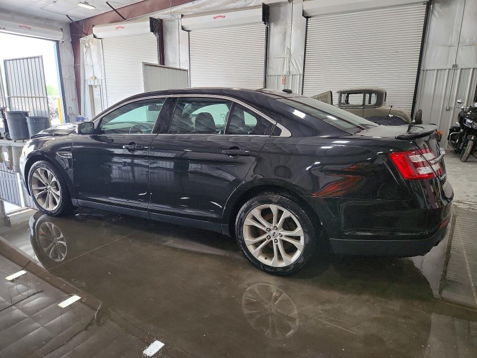50331346 :رقم المزاد ، 1FAHP2E86DG207603 vin ، 2013 Ford Taurus مزاد بيع