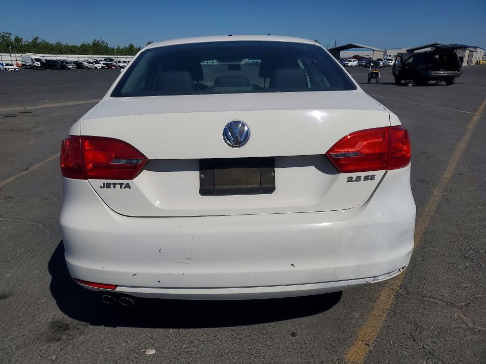 2013 Volkswagen Jetta მანქანა იყიდება აუქციონზე, vin: 3VWDP7AJ7DM417810, აუქციონის ნომერი: 51599426