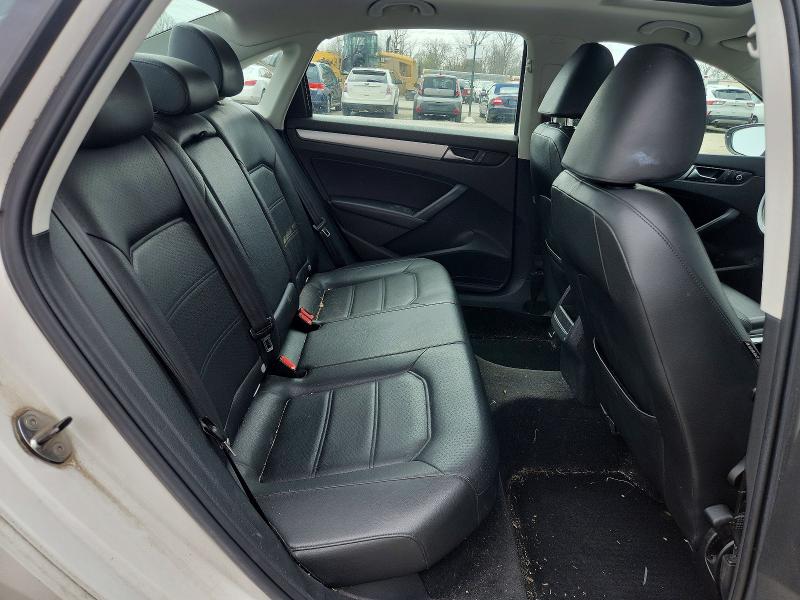 48401696 :رقم المزاد ، 1VWBP7A35CC011775 vin ، 2012 Volkswagen Passat مزاد بيع