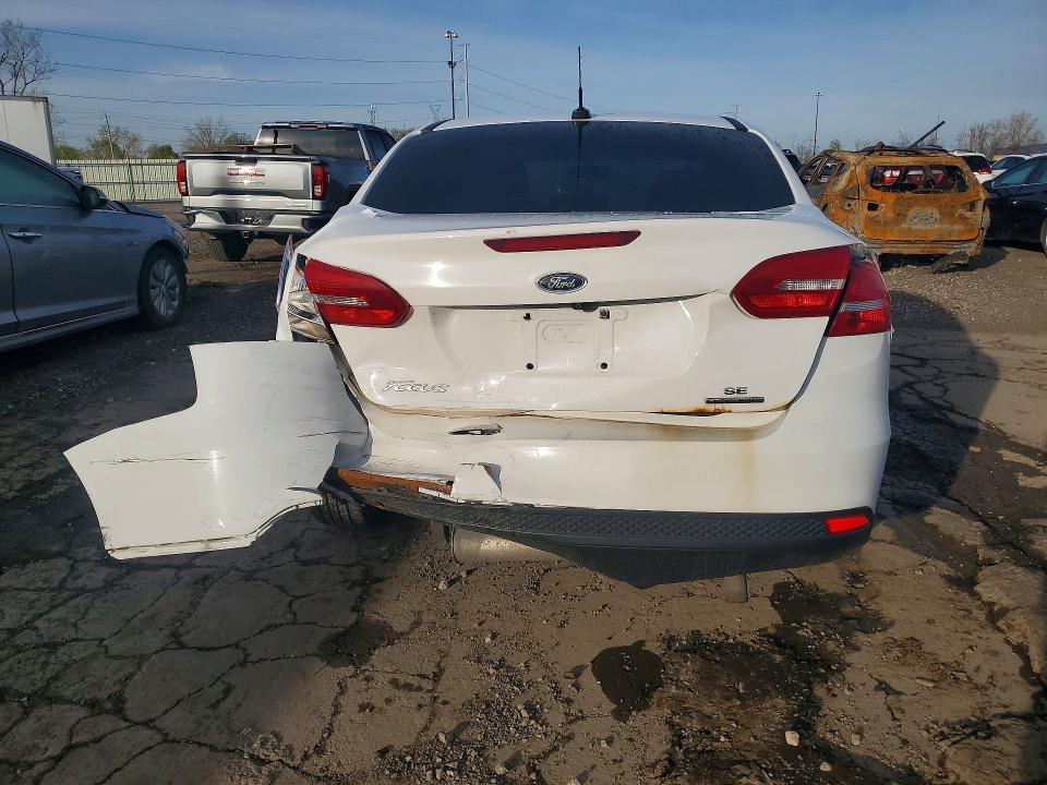 51070286 :رقم المزاد ، 1FADP3F26GL389376 vin ، 2016 Ford Focus مزاد بيع