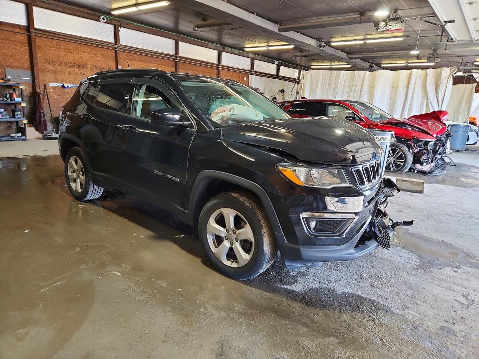2018 Jeep Compass მანქანა იყიდება აუქციონზე, vin: 3C4NJDBB3JT366175, აუქციონის ნომერი: 50360796