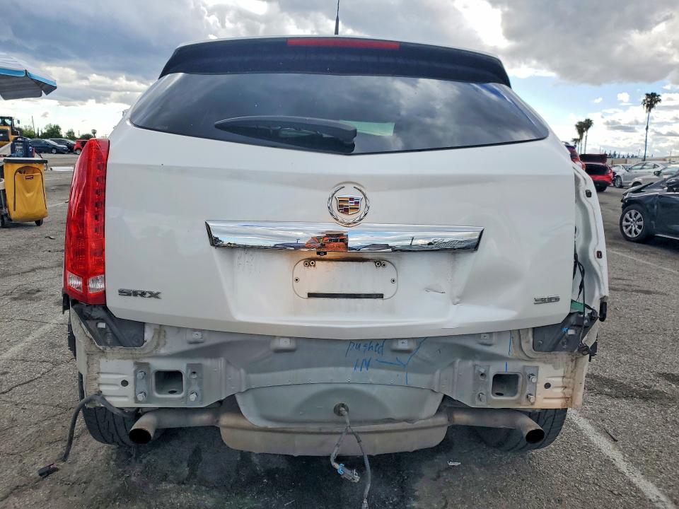 49910216 :رقم المزاد ، 3GYFNCE33DS644228 vin ، 2013 Cadillac Srx مزاد بيع