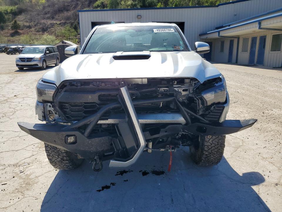 49360786 :رقم المزاد ، 3TYLB5JNXRT047422 vin ، 2024 Toyota Tacoma مزاد بيع