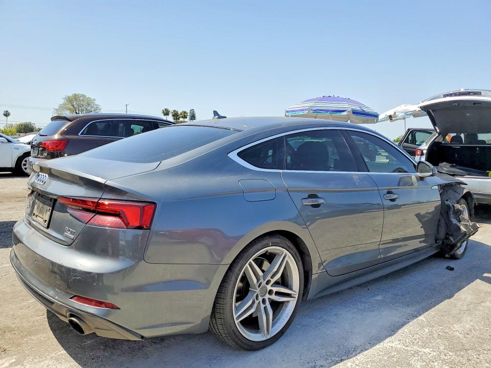 Продажа на аукционе авто 2018 Audi A5, vin: WAUFNCF56JA039555, номер лота: 50471196