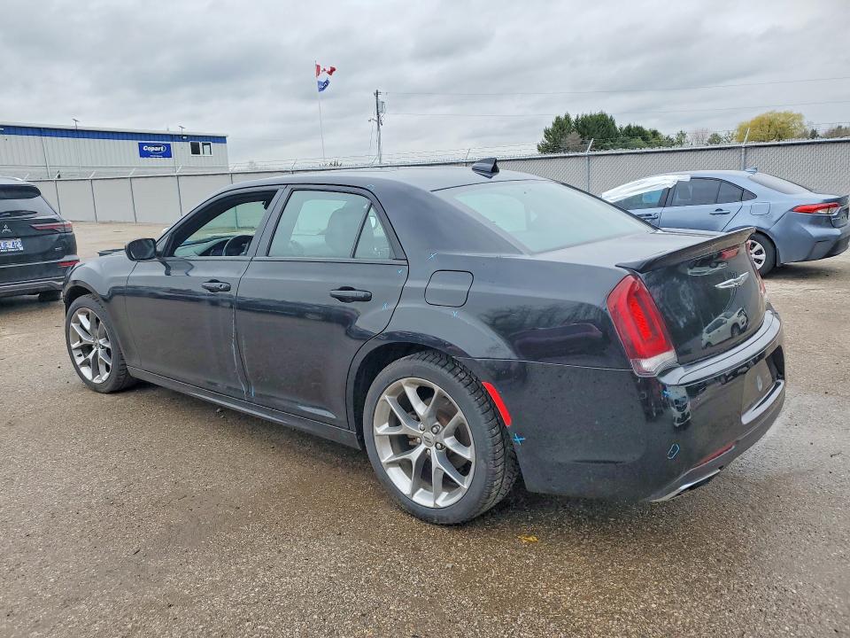 51292576 :رقم المزاد ، 2C3CCABG2JH308020 vin ، 2018 Chrysler 300 مزاد بيع