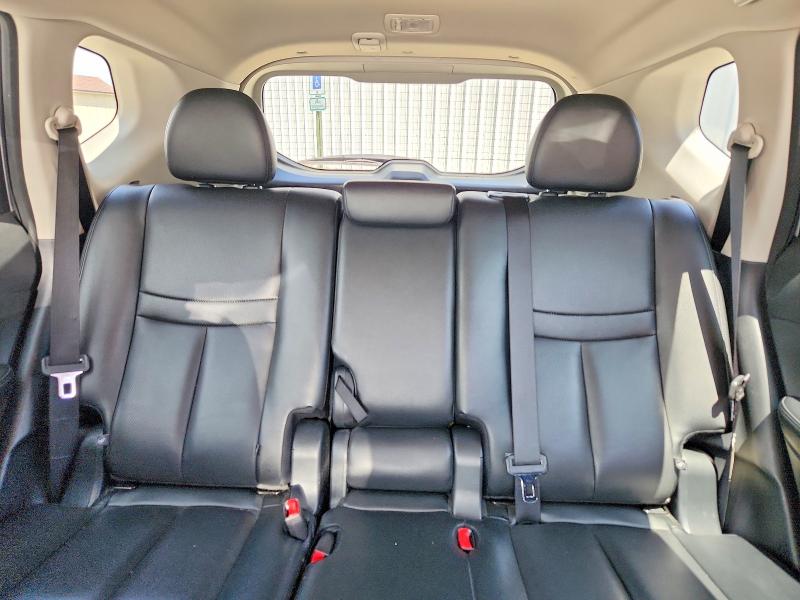 51284696 :رقم المزاد ، 5N1AT2MT0LC715855 vin ، 2020 Nissan Rogue مزاد بيع