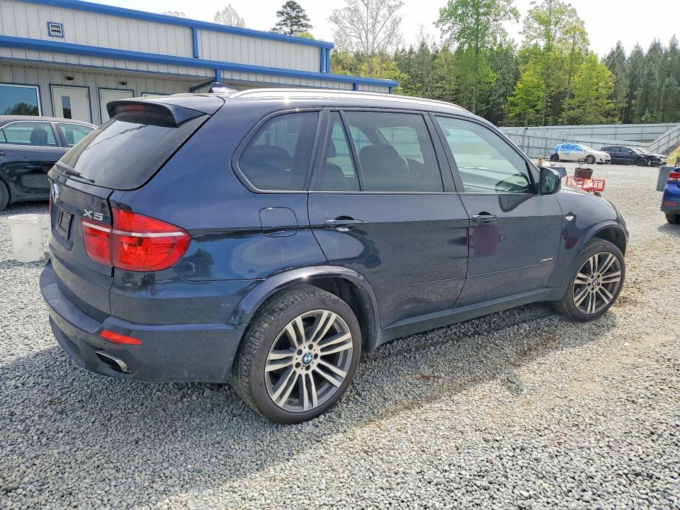 49094656 :رقم المزاد ، 5UXZV4C57D0E07165 vin ، 2013 Bmw X5 مزاد بيع