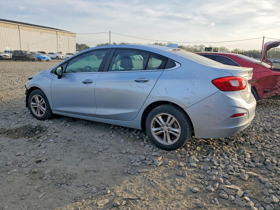 2017 Chevrolet Cruze მანქანა იყიდება აუქციონზე, vin: 1G1BE5SM0H7194256, აუქციონის ნომერი: 49445156