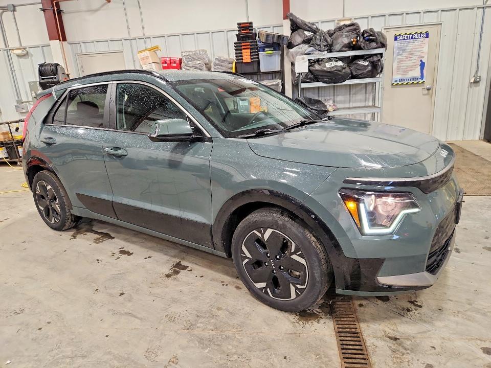 Продаж на аукціоні авто 2023 Kia Niro, vin: KNDCR3L18P5016629, номер лоту: 51298296