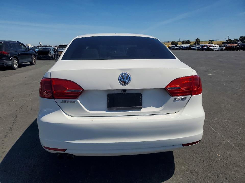 49173506 :رقم المزاد ، 3VWBP7AJ4CM317492 vin ، 2012 Volkswagen Jetta مزاد بيع