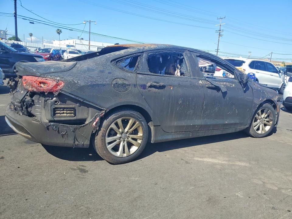 49845716 :رقم المزاد ، 1C3CCCAB2FN625120 vin ، 2015 Chrysler 200 مزاد بيع