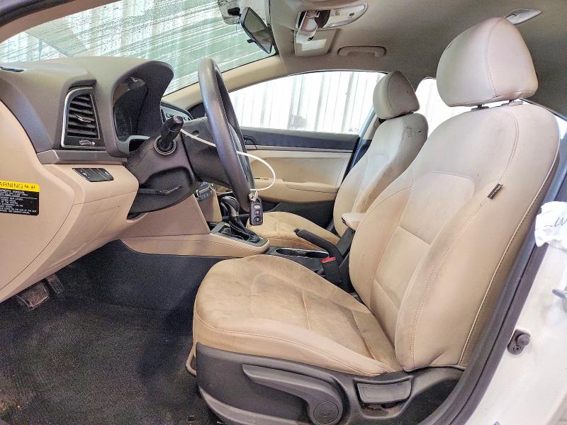 50687176 :رقم المزاد ، 5NPD74LF1HH155059 vin ، 2017 Hyundai Elantra مزاد بيع