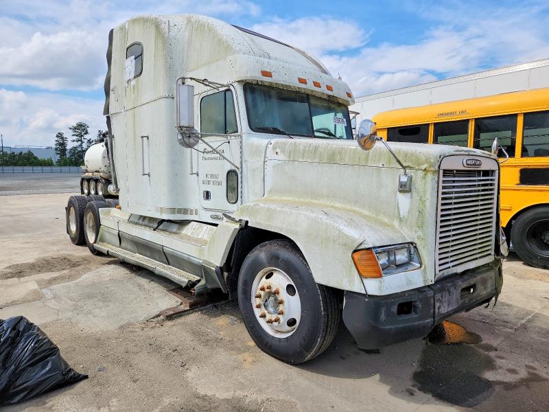 51296786 :رقم المزاد ، 1FUYDSZB6XDA38838 vin ، 1999 Freightliner Conventional مزاد بيع