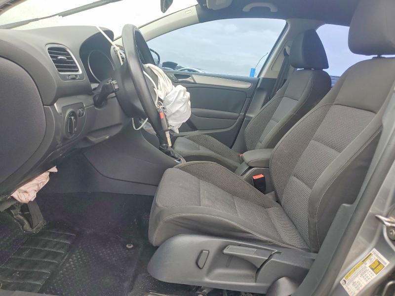51888546 :رقم المزاد ، WVWDB7AJ2DW130490 vin ، 2013 Volkswagen Golf مزاد بيع