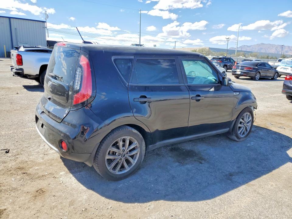 Продажа на аукционе авто 2017 Kia Soul, vin: KNDJP3A58H7432169, номер лота: 48523226