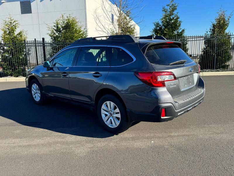 49846526 :رقم المزاد ، 4S4BSAFC0J3335555 vin ، 2018 Subaru Outback مزاد بيع