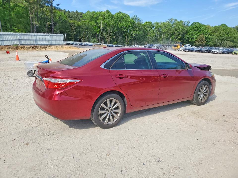 50428526 :رقم المزاد ، 4T1BF1FK2GU611605 vin ، 2016 Toyota Camry مزاد بيع