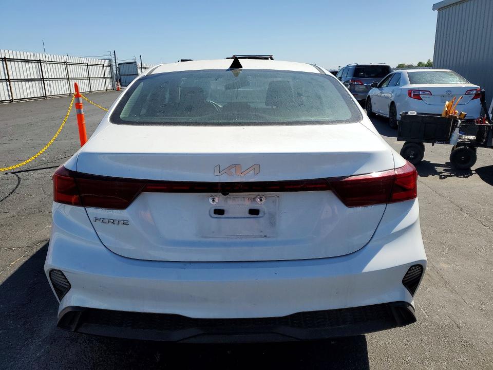 2022 Kia Forte მანქანა იყიდება აუქციონზე, vin: 3KPF24AD9NE452623, აუქციონის ნომერი: 48684926