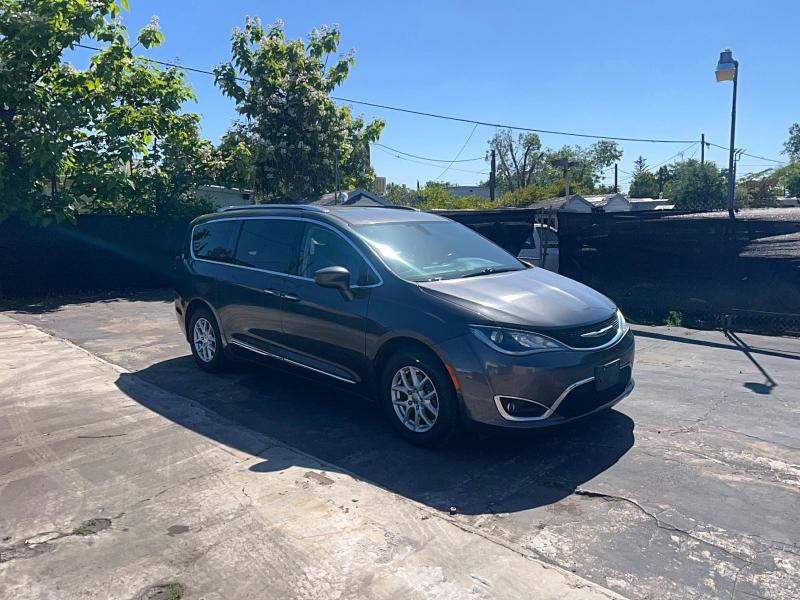 Auction sale of the 2020 Chrysler Pacifica, vin: 2C4RC1BG6LR124847, lot number: 52257906