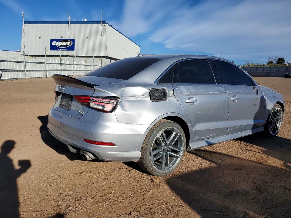 48898856 :رقم المزاد ، WAUJ8GFF1J1034376 vin ، 2018 Audi A3 مزاد بيع