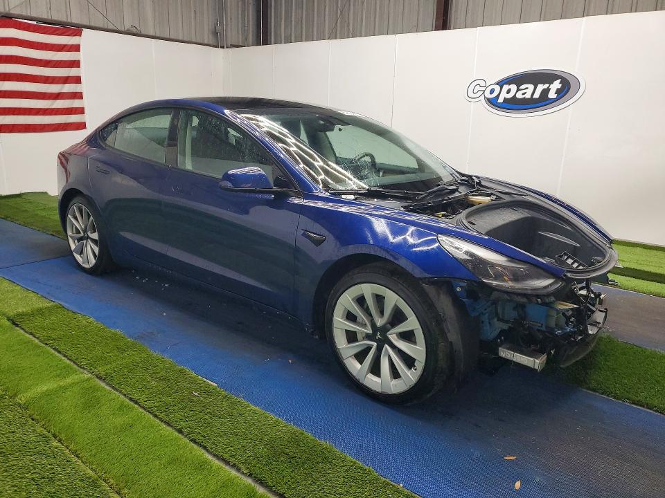 51532186 :رقم المزاد ، 5YJ3E1EA1NF369495 vin ، 2022 Tesla Model 3 مزاد بيع