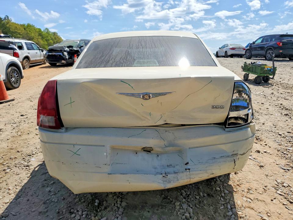 2007 Chrysler 300 მანქანა იყიდება აუქციონზე, vin: 2C3KA43RX7H731701, აუქციონის ნომერი: 48164626