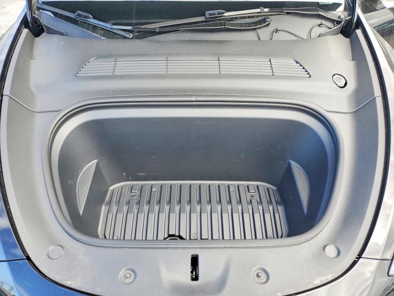 2025 Tesla Model Y მანქანა იყიდება აუქციონზე, vin: 7SAYGDEF5SF300403, აუქციონის ნომერი: 49509646