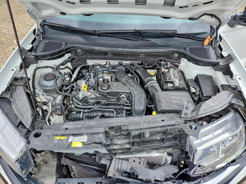 51099076 :رقم المزاد ، 3VVLX7B28NM044818 vin ، 2022 Volkswagen Taos مزاد بيع