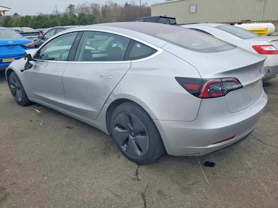 48148176 :رقم المزاد ، 5YJ3E1EB7JF073948 vin ، 2018 Tesla Model 3 مزاد بيع