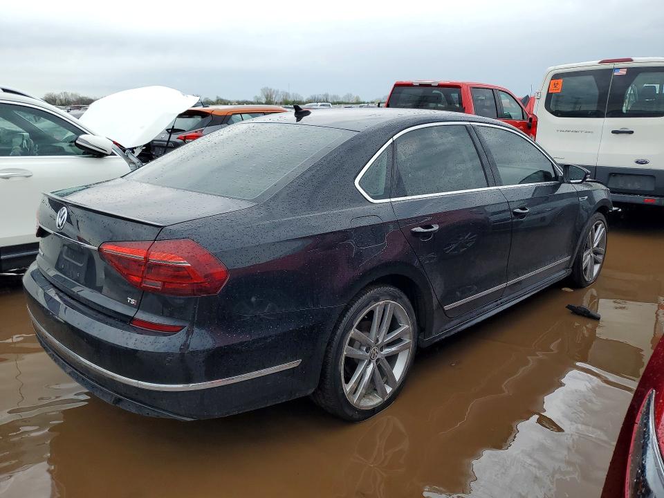 2017 Volkswagen Passat მანქანა იყიდება აუქციონზე, vin: 1VWDT7A34HC084566, აუქციონის ნომერი: 49125316