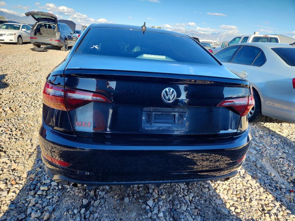 49582796 :رقم المزاد ، 3VW5T7BU5KM259750 vin ، 2019 Volkswagen Jetta مزاد بيع