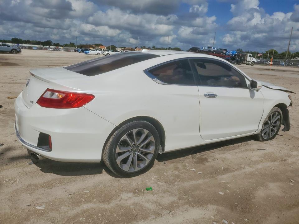 Продажа на аукционе авто 2015 Honda Accord, vin: 1HGCT2B83FA008908, номер лота: 48950346
