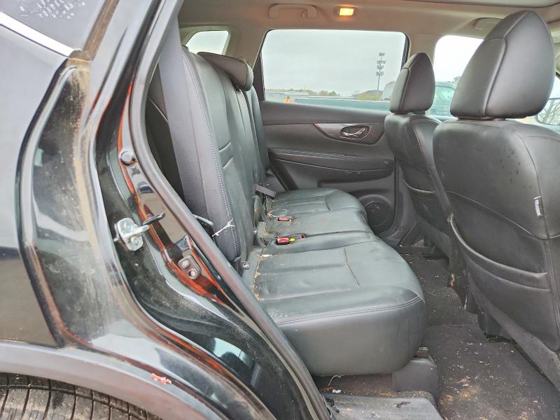41630506 :رقم المزاد ، 5N1AT2MV5FC876689 vin ، 2015 Nissan Rogue مزاد بيع