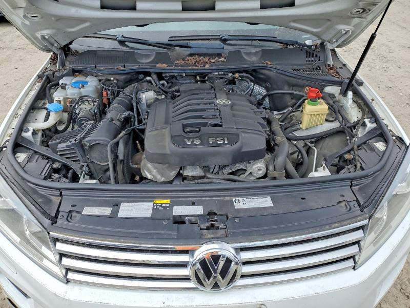 Aukcja sprzedaży 2016 Volkswagen Touareg, vin: WVGEF9BP9GD010835, numer aukcji: 51115086