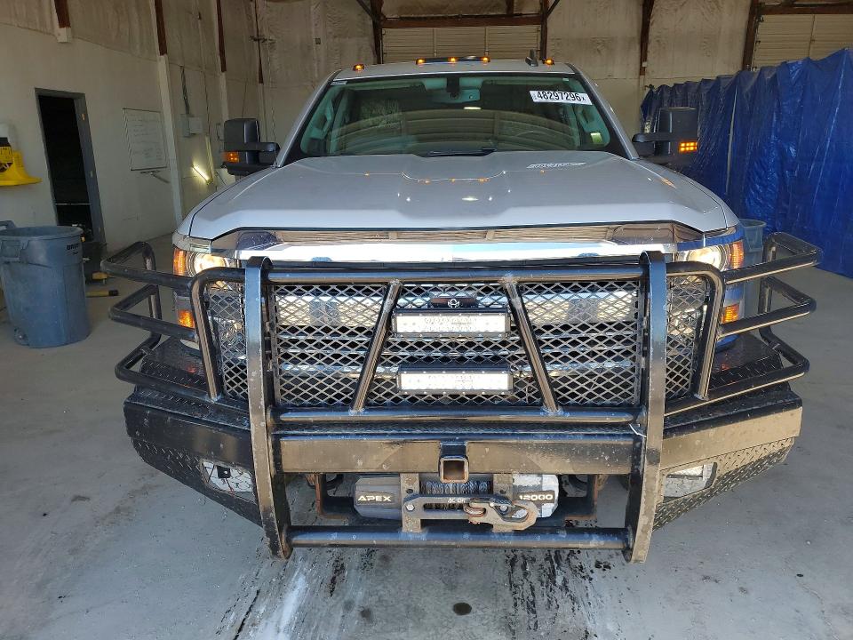Продаж на аукціоні авто 2018 Chevrolet Silverado, vin: 1GC2KUEG9JZ172783, номер лоту: 48297296