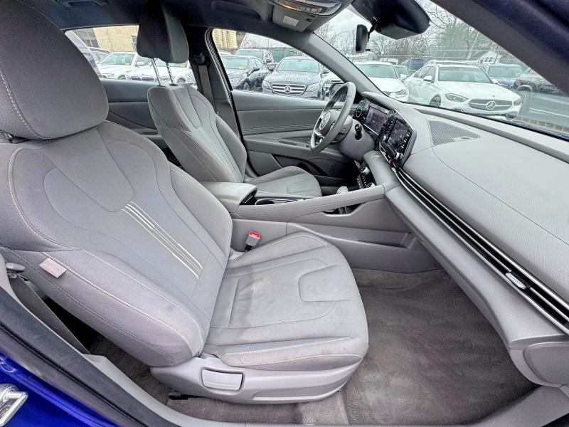 Продажа на аукционе авто 2022 Hyundai Elantra, vin: KMHLS4AGXNU314292, номер лота: 49170716