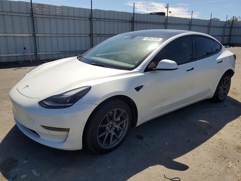 2022 Tesla Model 3 მანქანა იყიდება აუქციონზე, vin: 5YJ3E1EB9NF327665, აუქციონის ნომერი: 49845536