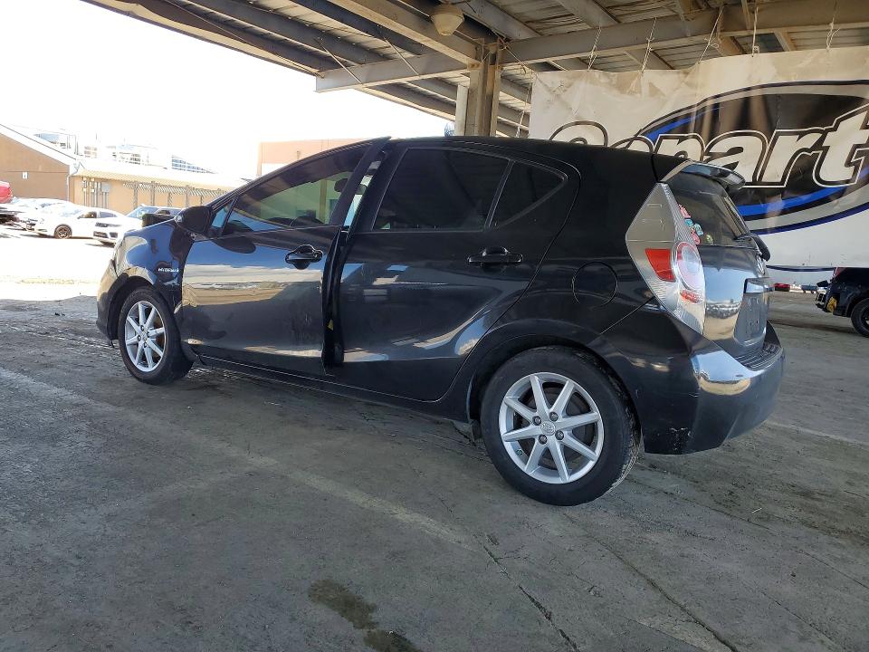 Продажа на аукционе авто 2012 Toyota Prius C, vin: JTDKDTB36C1016739, номер лота: 50195866