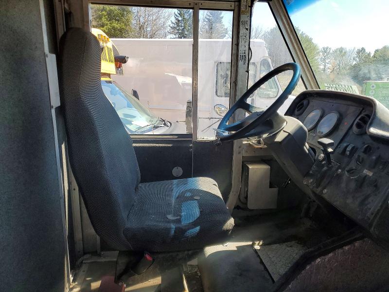 Продаж на аукціоні авто 2008 Freightliner Chassis, vin: 4UZAAPDU58CAJ5447, номер лоту: 49288766