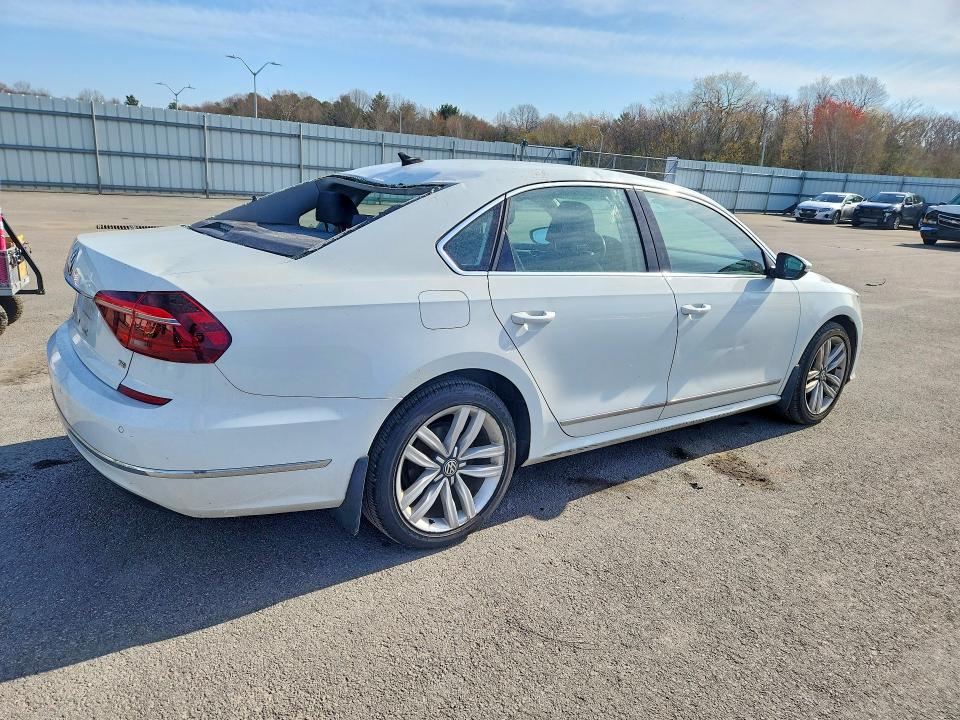Aukcja sprzedaży 2017 Volkswagen Passat, vin: 1VWGT7A3XHC035885, numer aukcji: 50381586