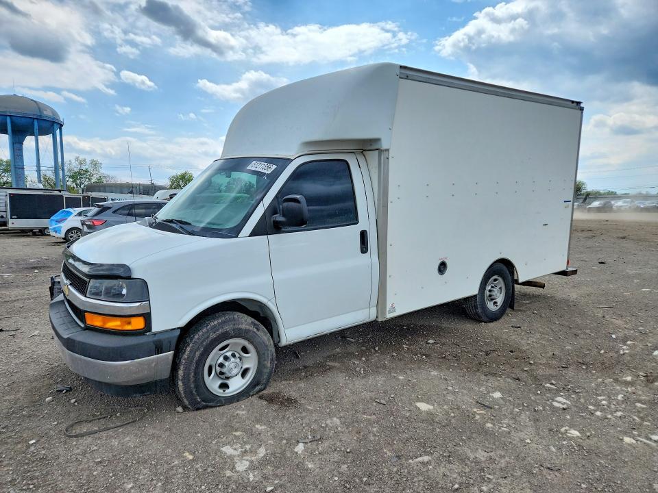 51211356 :رقم المزاد ، 1GB0GRFG0L1108092 vin ، 2020 Chevrolet Express مزاد بيع