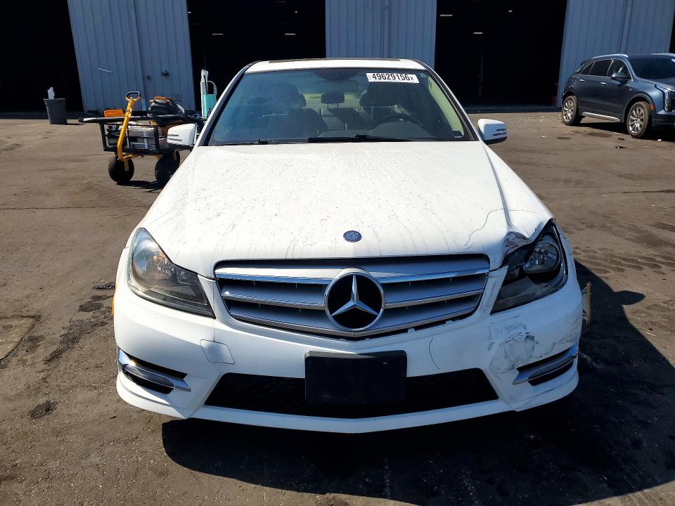 49629156 :رقم المزاد ، WDDGF4HBXDR276249 vin ، 2013 Mercedes-benz C مزاد بيع