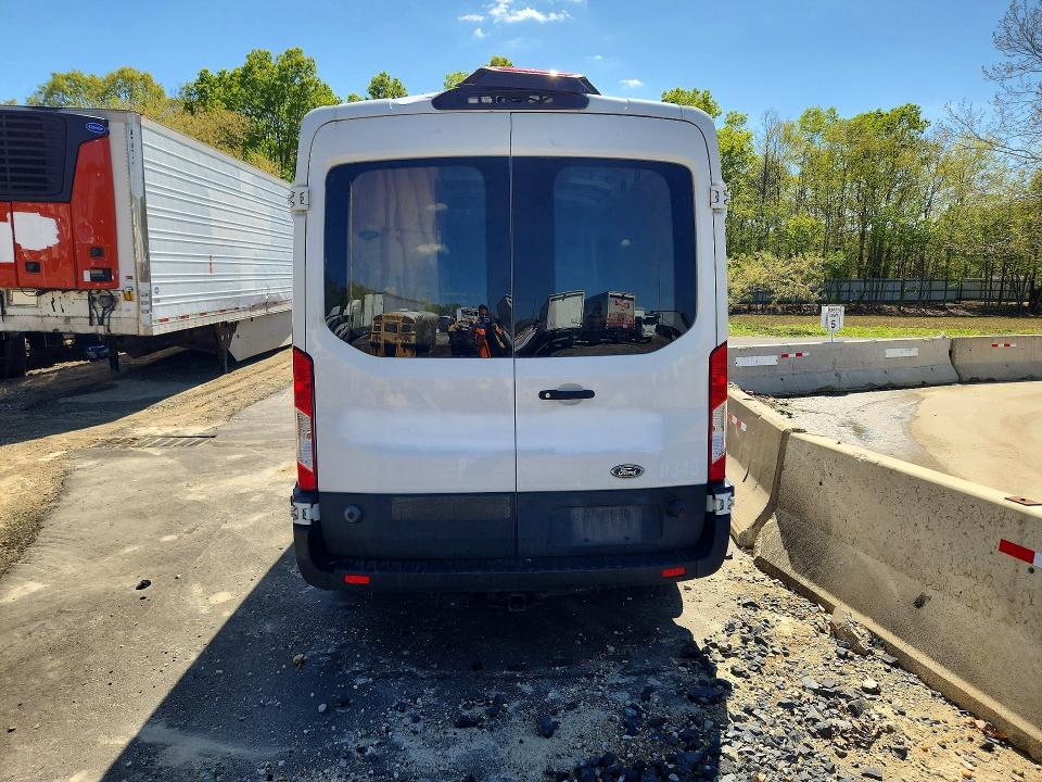 55084716 :رقم المزاد ، 1FTYR2CM8KKB15990 vin ، 2019 Ford Transit مزاد بيع