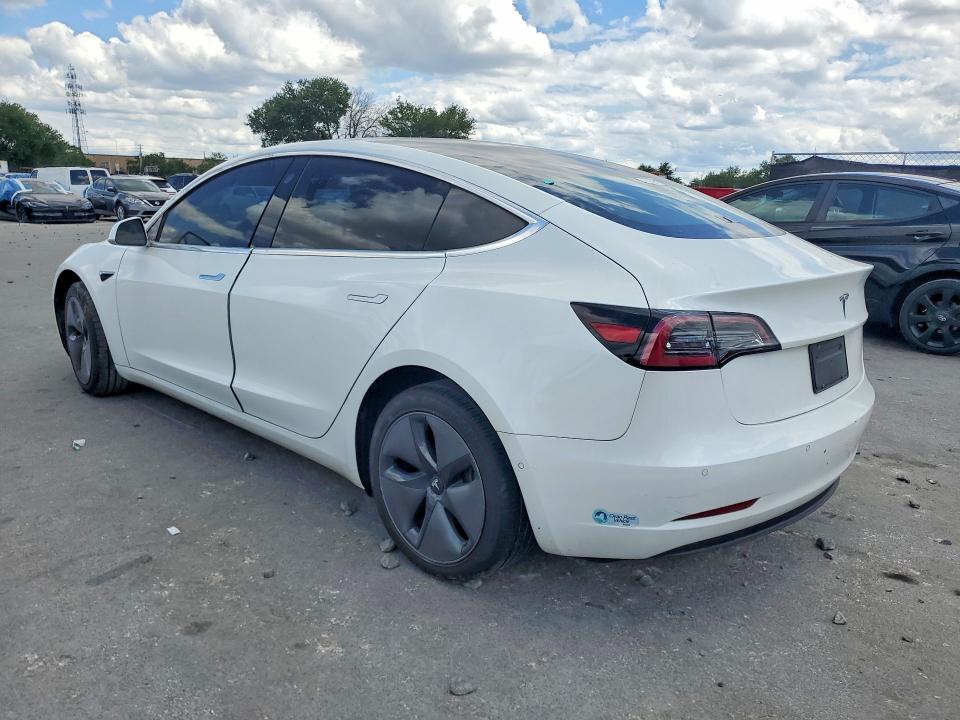 51031916 :رقم المزاد ، 5YJ3E1EA7KF426584 vin ، 2019 Tesla Model 3 مزاد بيع