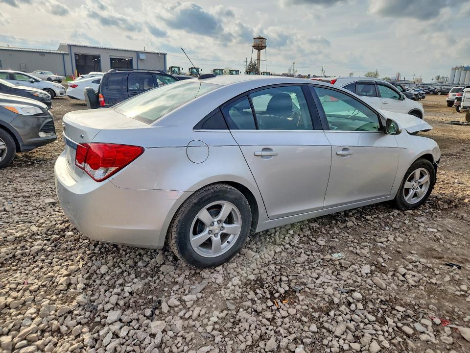 51009516 :رقم المزاد ، 1G1PC5SB0F7139586 vin ، 2015 Chevrolet Cruze مزاد بيع