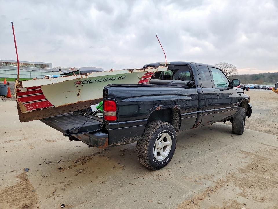 2001 Dodge Ram 1500 მანქანა იყიდება აუქციონზე, vin: 3B7HF13Z61G762750, აუქციონის ნომერი: 49025696