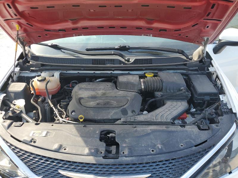 49088146 :رقم المزاد ، 2C4RC1DG8MR506490 vin ، 2021 Chrysler Voyager مزاد بيع